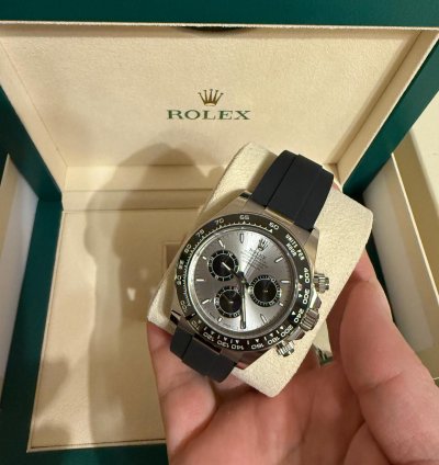Rolex Daytona Cosmograph Daytona Dicembre 2024 Nuovo Mai Indossato