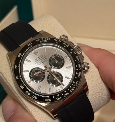 Rolex Daytona Cosmograph Daytona Dicembre 2024 Nuovo Mai Indossato