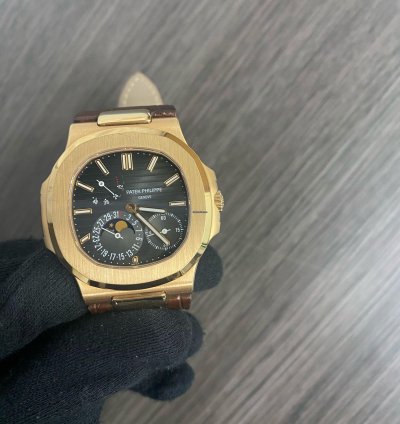 Patek Philippe Nautilus 5712r Nautilus