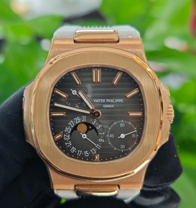 Patek Philippe Nautilus 5712r-001