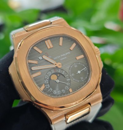 Patek Philippe Nautilus 5712r-001