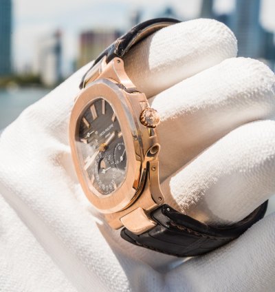 Patek Philippe Nautilus 5712r-001 Brown Dial