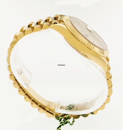 Rolex Day-date 40 40mm Yellow Gold Champagne Roman Dial Fluted Bezel 228238