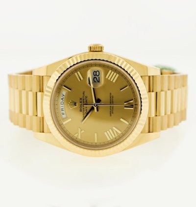 Rolex Day-date 40 40mm Yellow Gold Champagne Roman Dial Fluted Bezel 228238