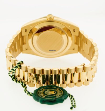 Rolex Day-date 40 40mm Yellow Gold Champagne Roman Dial Fluted Bezel 228238