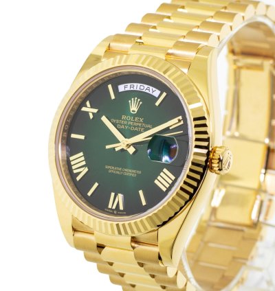 Rolex Day-date 40 40mm Yellow Gold Green Ombre Roman Dial Fluted Bezel 228238
