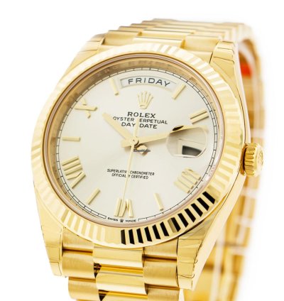 Rolex Day-date 40 40mm Yellow Gold Ivory Roman Dial Fluted Bezel 228238