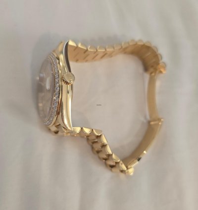 Rolex Day-date 40 40mm Yellow Gold Rolex Factory Diamond Dial