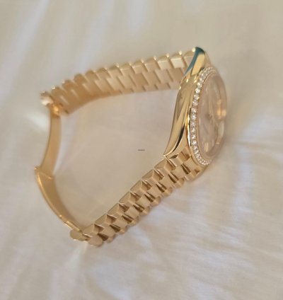 Rolex Day-date 40 40mm Yellow Gold Rolex Factory Diamond Dial