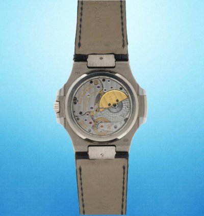 Patek Philippe Nautilus 5722g-001 Nautilus