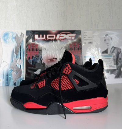 Air Jordan 4 Retro Red Thunder Sneakers Nike 11 Size