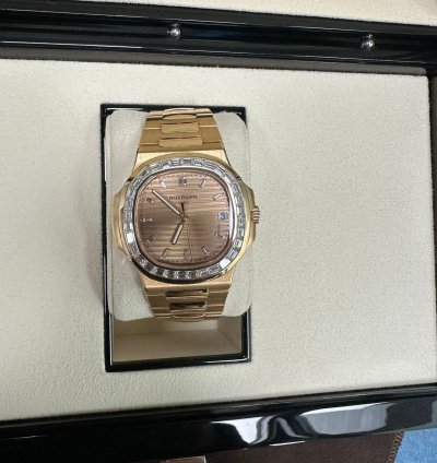 Patek Philippe Nautilus 5723 1r Nautilus Factory Baguette Diamonds