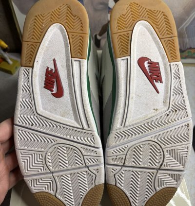 Air Jordan 4 Retro Sb