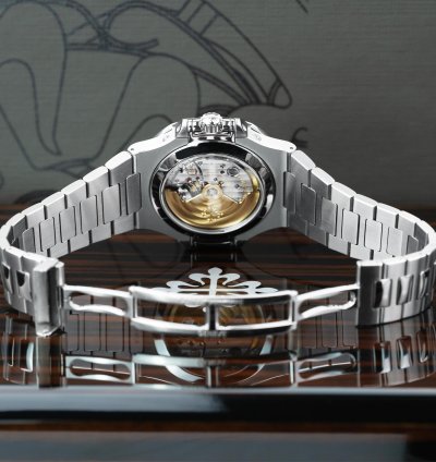Patek Philippe Nautilus 5726 1a-001 - 2014 Full Set Serviced By Patek 2020 - Steel 40 5mm Grey Dial