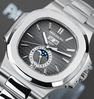 Patek Philippe Nautilus 5726 1a-001 - 2014 Full Set Serviced By Patek 2020 - Steel 40 5mm Grey Dial