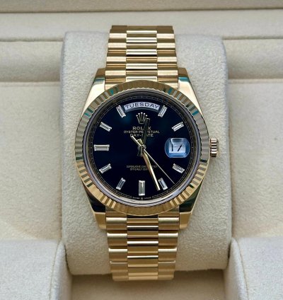 Rolex Day-date 40 Black Baguette