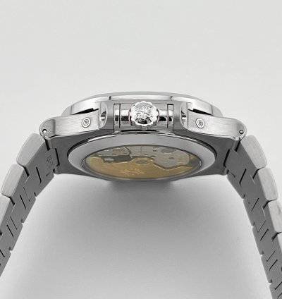 Patek Philippe Nautilus 5726 1a-001 Annual Calendar Moon Phases Stainless Steel 2017
