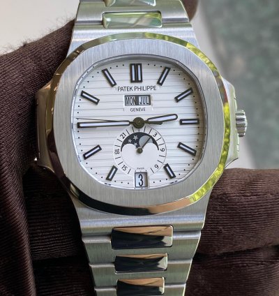 Patek Philippe Nautilus 5726 1a-010