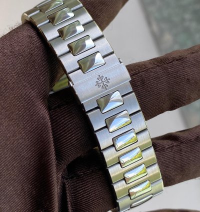 Patek Philippe Nautilus 5726 1a-010