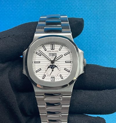 Patek Philippe Nautilus 5726 1a-010 White Nautilus