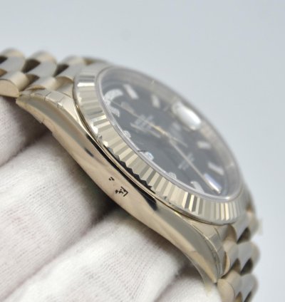 Rolex Day-date 40 Black Dial 10 Baguette Diamond