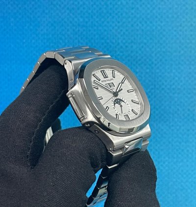 Patek Philippe Nautilus 5726 1a-010 White Nautilus