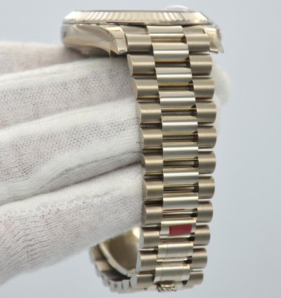 Rolex Day-date 40 Black Dial 10 Baguette Diamond