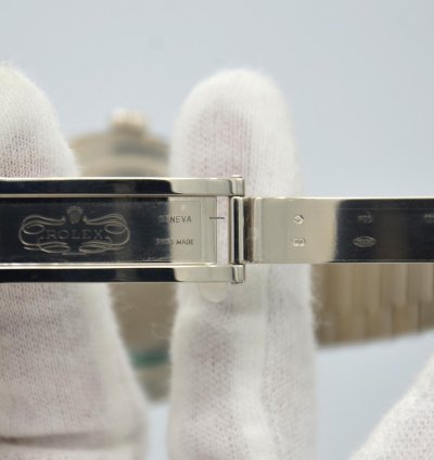 Rolex Day-date 40 Black Dial 10 Baguette Diamond