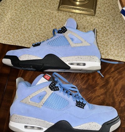 Air Jordan 4 Retro University Blue