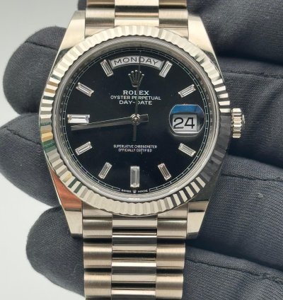 Rolex Day-date 40 Black Diamond Set Dial White Gold