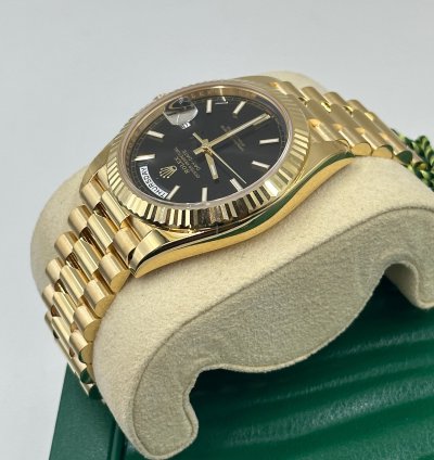 Rolex Day-date 40 Black Index