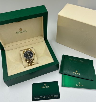 Rolex Day-date 40 Black Index