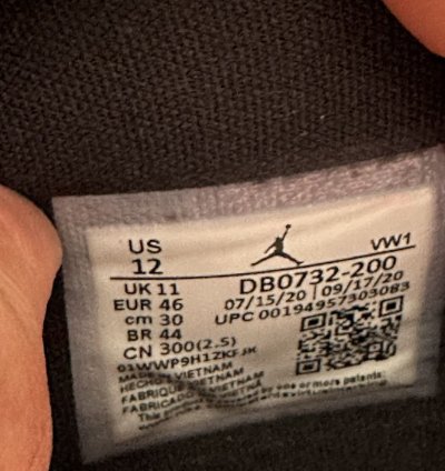 Air Jordan 4 Taupe Haze