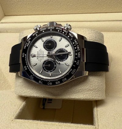 Rolex Daytona Cosmograph Daytona New 2025 White Gold Silver Dial Ghost 126519ln
