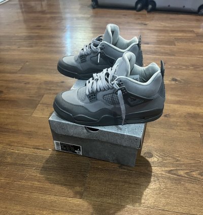 Air Jordan 4 Wet Cement