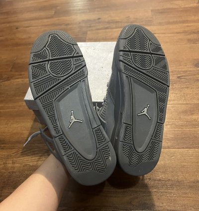 Air Jordan 4 Wet Cement