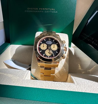 Rolex Daytona Cosmograph Daytona New Reference 2023 Paul Newman Dial Yellow Gold Oyster Bracelet