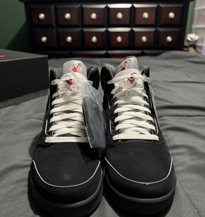 Air Jordan 5 Black Metallic Reimagined