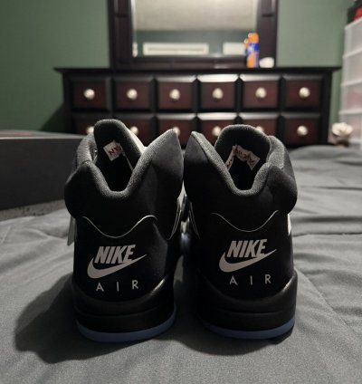 Air Jordan 5 Black Metallic Reimagined