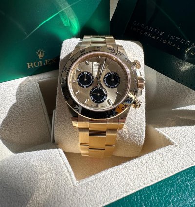 Rolex Daytona Cosmograph Daytona New Reference 2024 Yellow Gold Champagne Dial Black Subdials