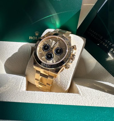 Rolex Daytona Cosmograph Daytona New Reference 2024 Yellow Gold Champagne Dial Black Subdials