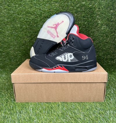 Air Jordan 5 Black Supreme