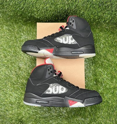 Air Jordan 5 Black Supreme
