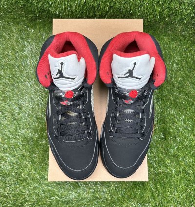 Air Jordan 5 Black Supreme