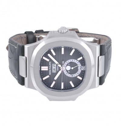 Patek Philippe Nautilus 5726a-001 Automatic Steel Good