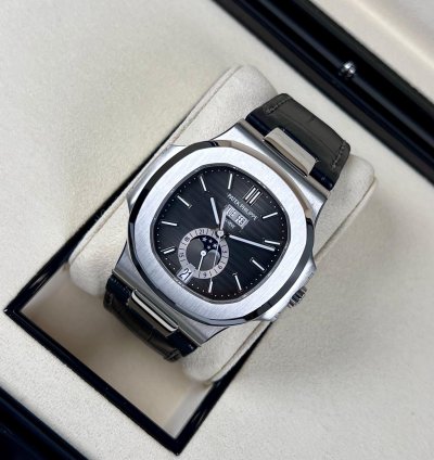 Patek Philippe Nautilus 5726a-001 Full Set 2018 De Top