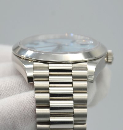 Rolex Day-date 40 Blue Roman Dial