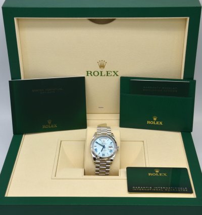Rolex Day-date 40 Blue Roman Dial