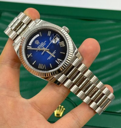 Rolex Day-date 40 Blue Roman Ombr Blue