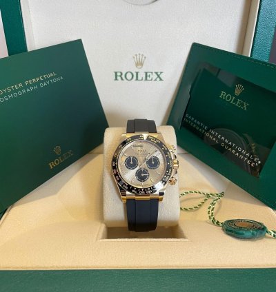 Rolex Daytona Cosmograph Daytona Pikachu 126518ln 40mm Yellow Gold Oysterflex